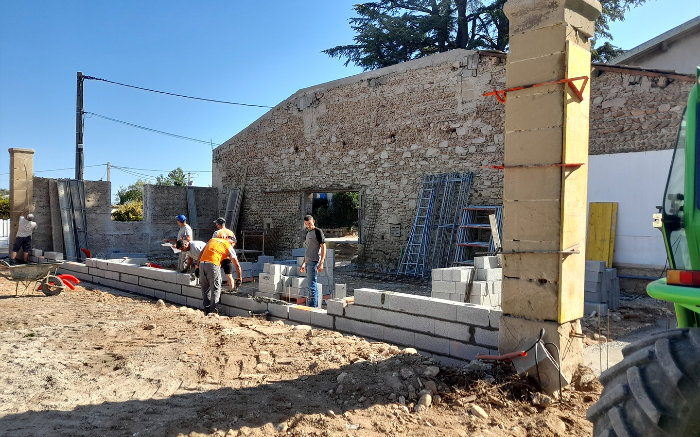  Transformation d’une grange agricole en 3 logements familiaux